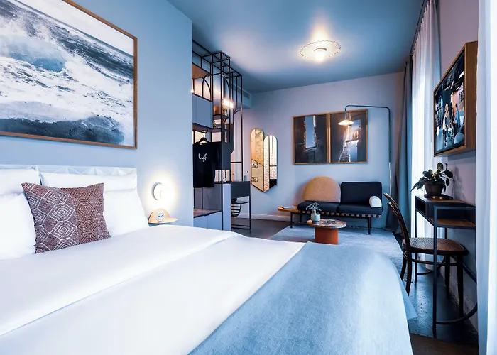 Lyf East Frankfurt 4*