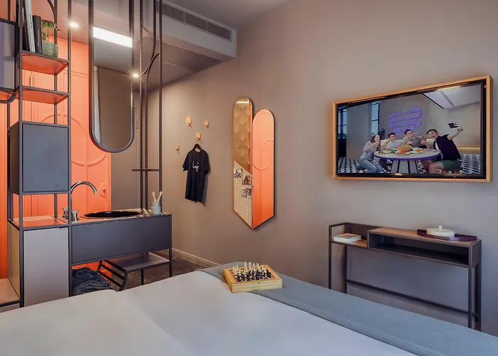 Hotel Lyf East Frankfurt 4*